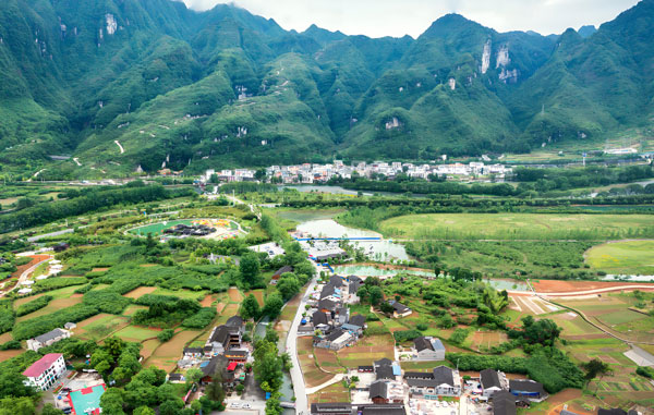 貴州銅仁農(nóng)村供水標準化改造水廠全自動一體化凈水器